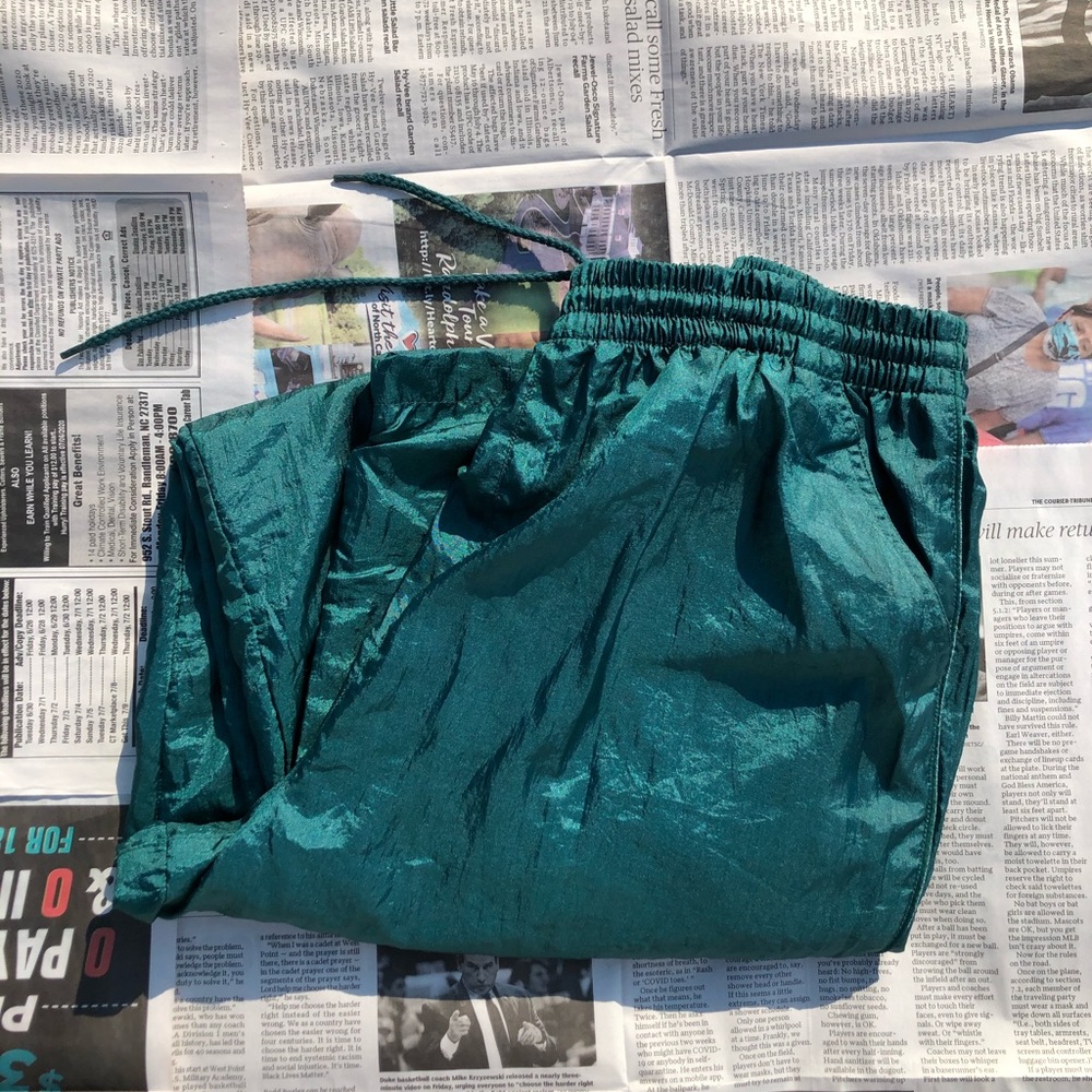VINTAGE GREEN TRACK OANTS SIZE MEDIUM